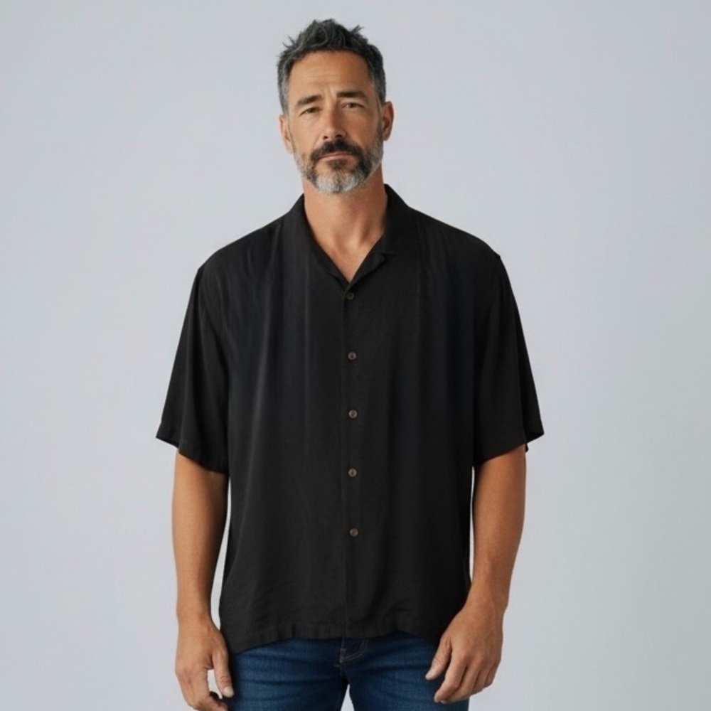 Tommy Bahama Black Harbor Luxe 100% Silk Camp Shirt - Size Large